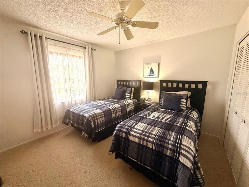 En Venta: $200,000 (2 camas, 2 baños, 1372 Pies cuadrados)