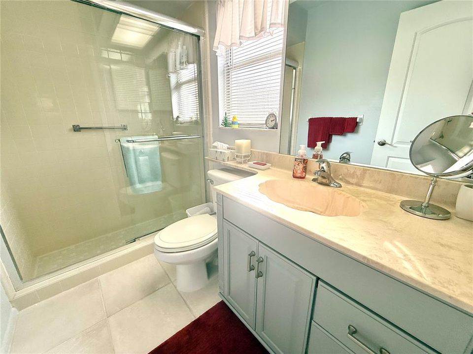 En Venta: $200,000 (2 camas, 2 baños, 1372 Pies cuadrados)