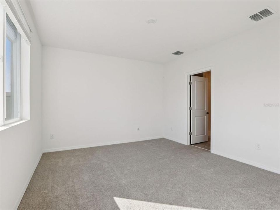 На продажу: $299,000 (3 спален, 2 ванн, 1269 Квадратных фут)