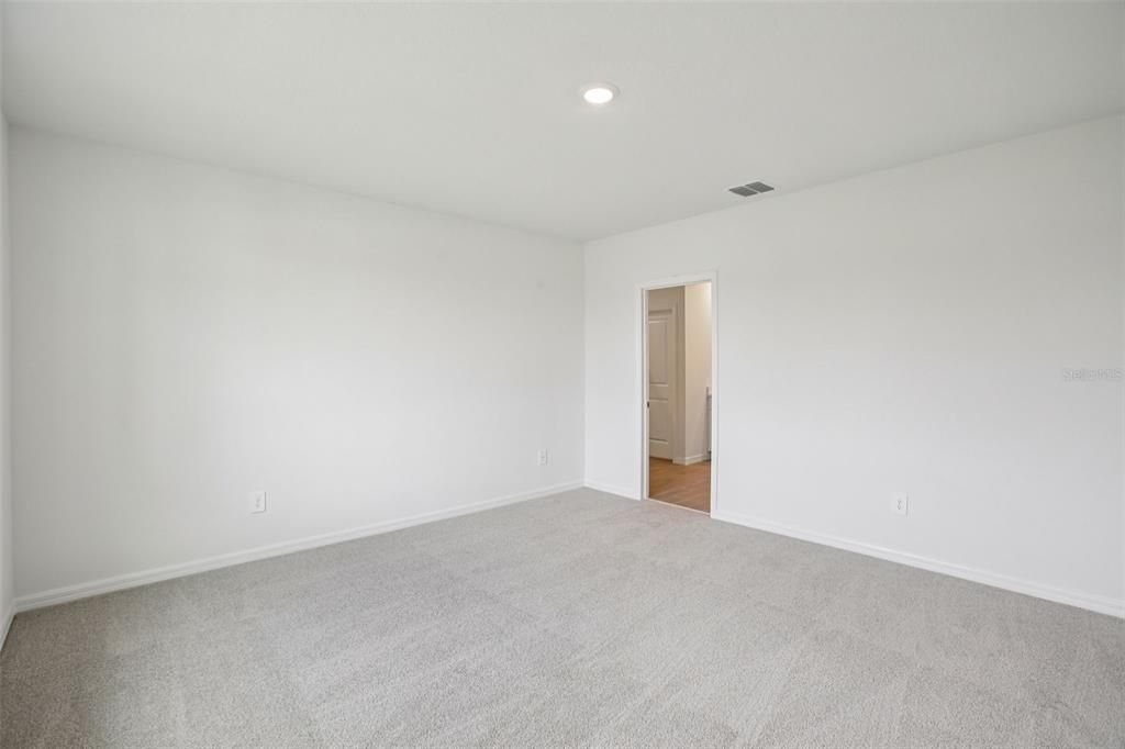 На продажу: $455,540 (4 спален, 2 ванн, 2503 Квадратных фут)