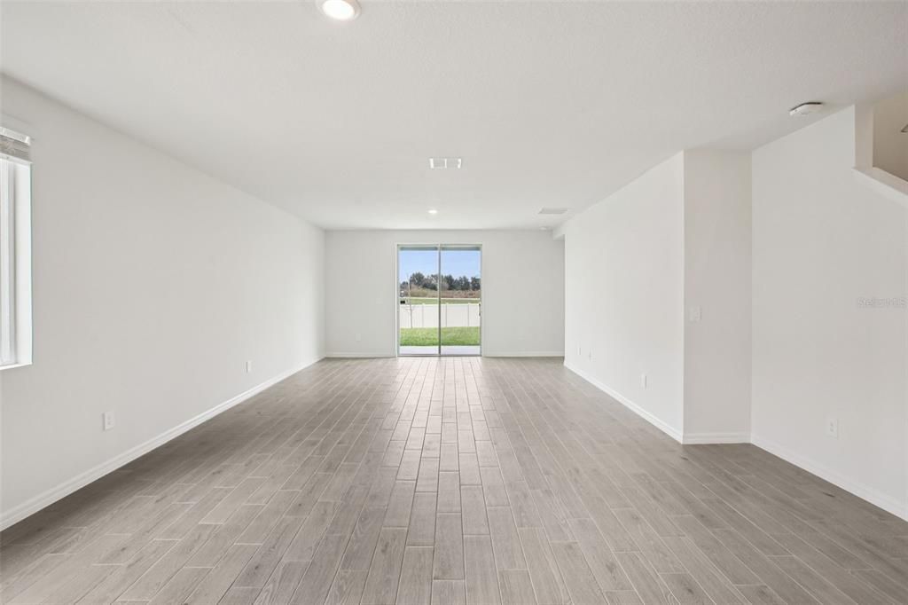 На продажу: $455,540 (4 спален, 2 ванн, 2503 Квадратных фут)