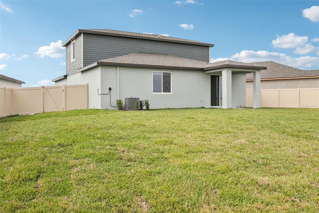 На продажу: $455,540 (4 спален, 2 ванн, 2503 Квадратных фут)