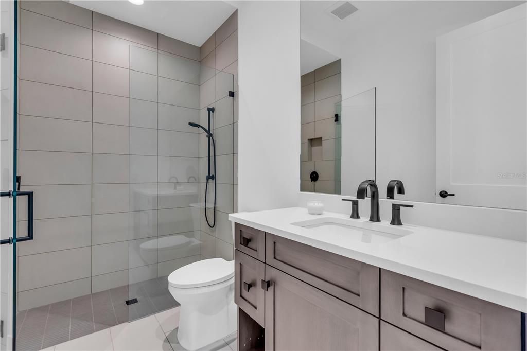 待售: $3,725,000 (4 贝兹, 4 浴室, 4343 平方英尺)