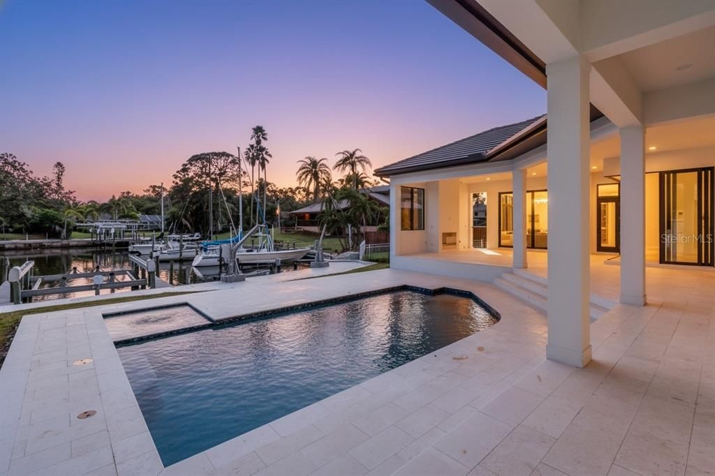 待售: $3,725,000 (4 贝兹, 4 浴室, 4343 平方英尺)