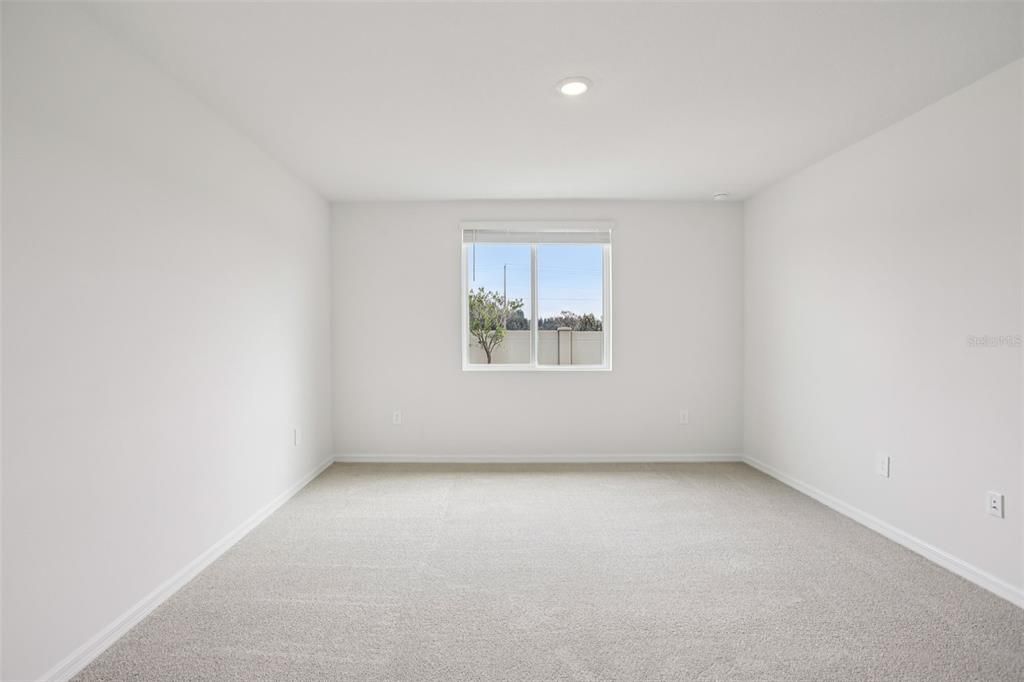 На продажу: $428,030 (4 спален, 3 ванн, 2193 Квадратных фут)