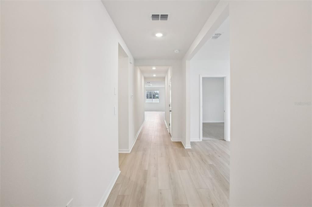 На продажу: $428,030 (4 спален, 3 ванн, 2193 Квадратных фут)