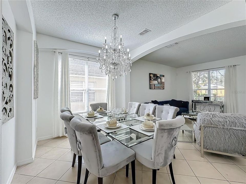 В аренду: $3,995 (5 спален, 4 ванн, 2881 Квадратных фут)