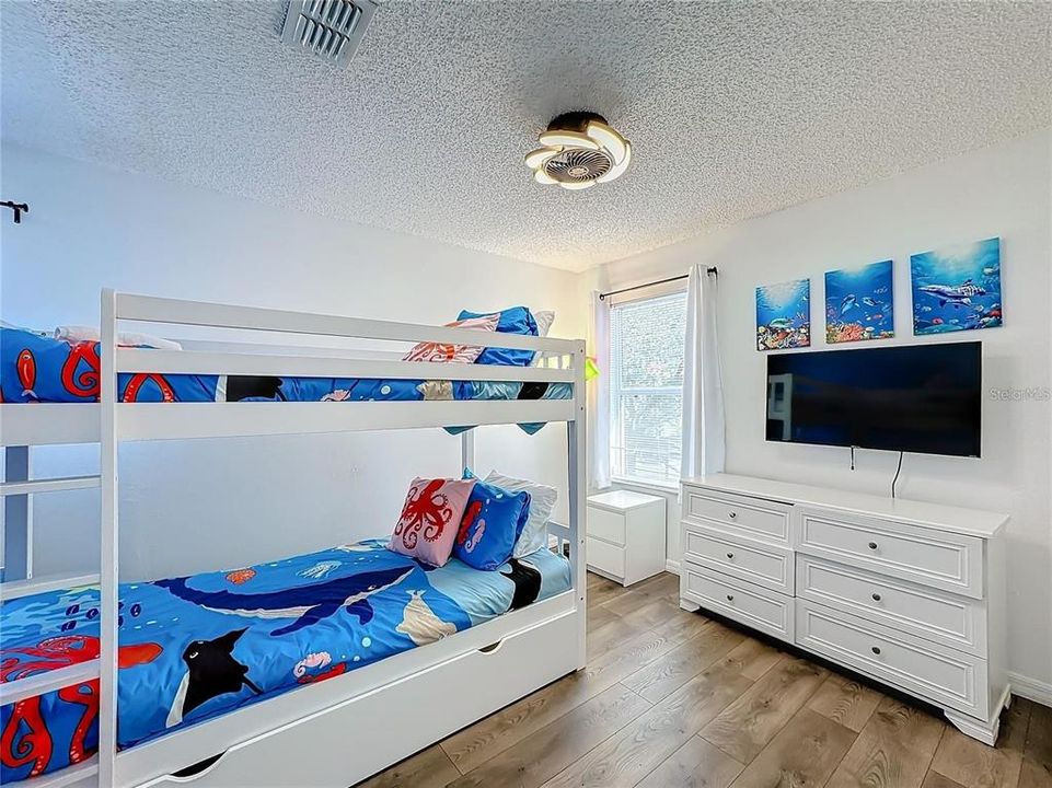 В аренду: $3,995 (5 спален, 4 ванн, 2881 Квадратных фут)