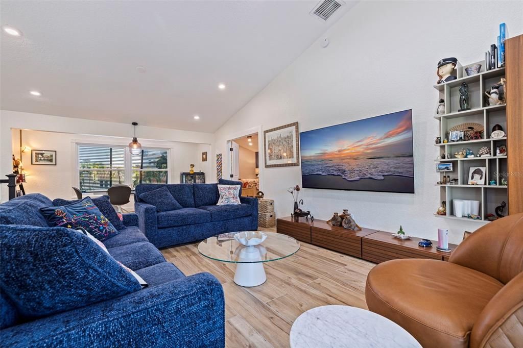 For Sale: $1,249,000 (4 beds, 3 baths, 2103 Square Feet)