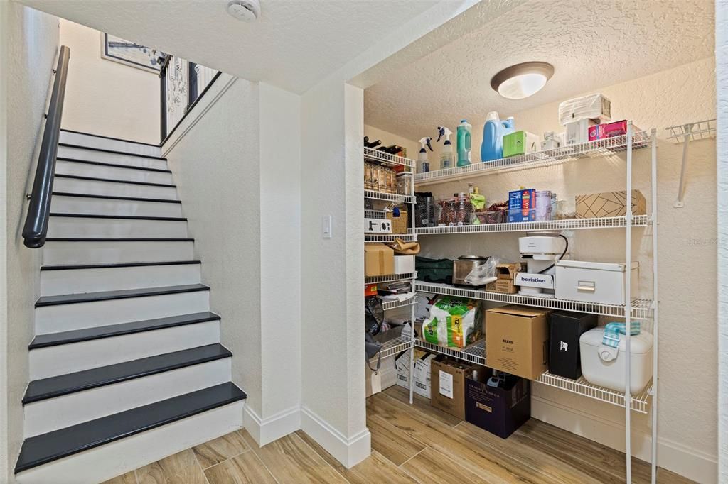 For Sale: $1,249,000 (4 beds, 3 baths, 2103 Square Feet)