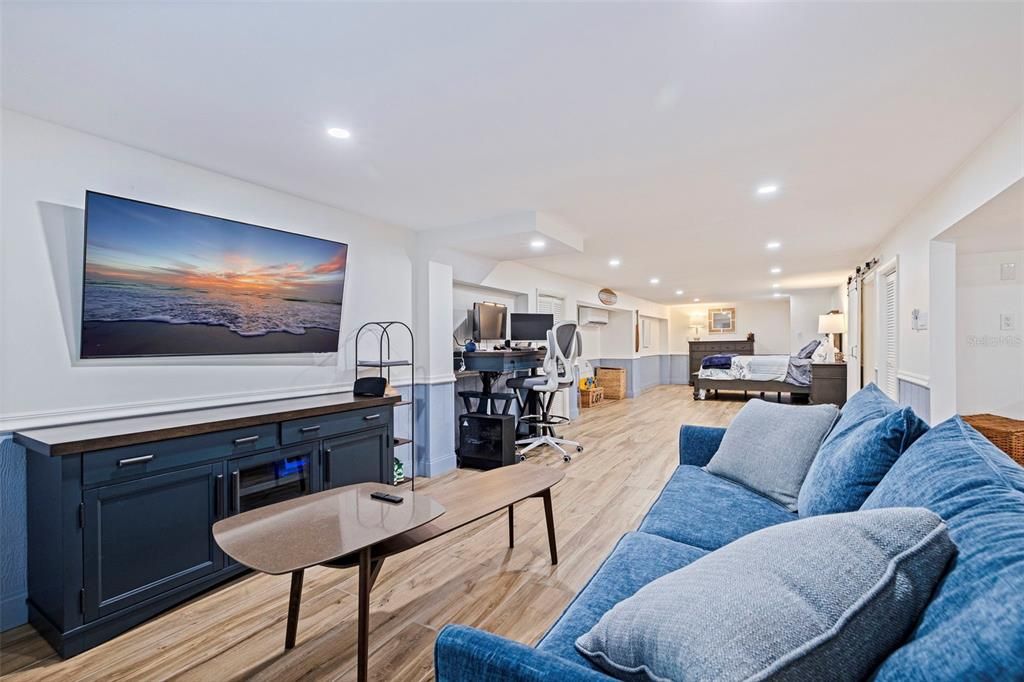 For Sale: $1,249,000 (4 beds, 3 baths, 2103 Square Feet)