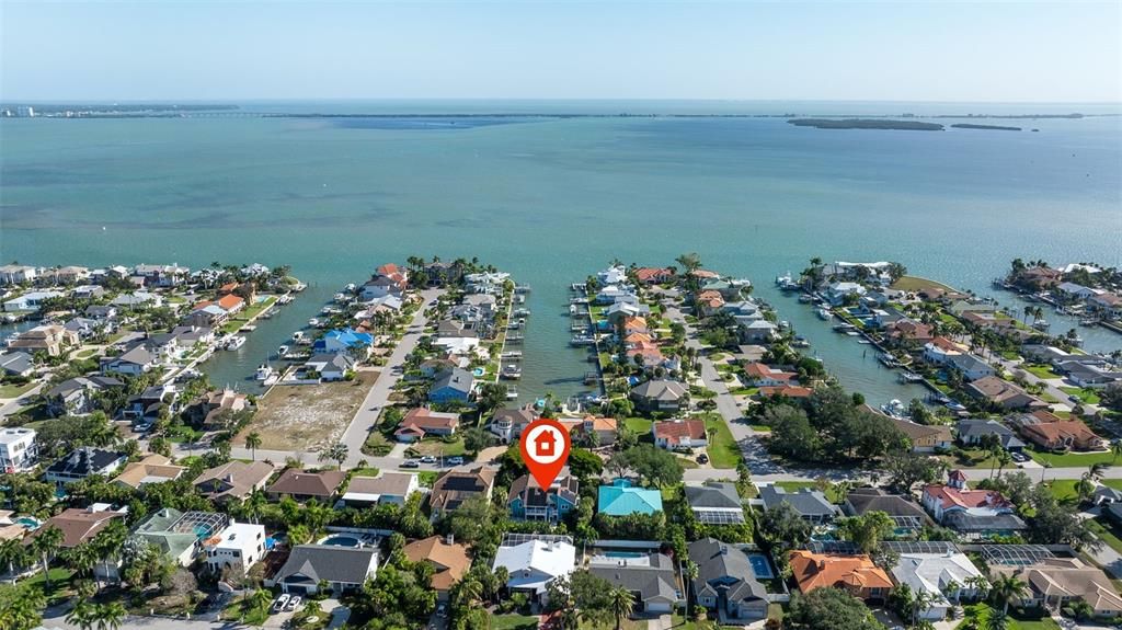 For Sale: $1,249,000 (4 beds, 3 baths, 2103 Square Feet)