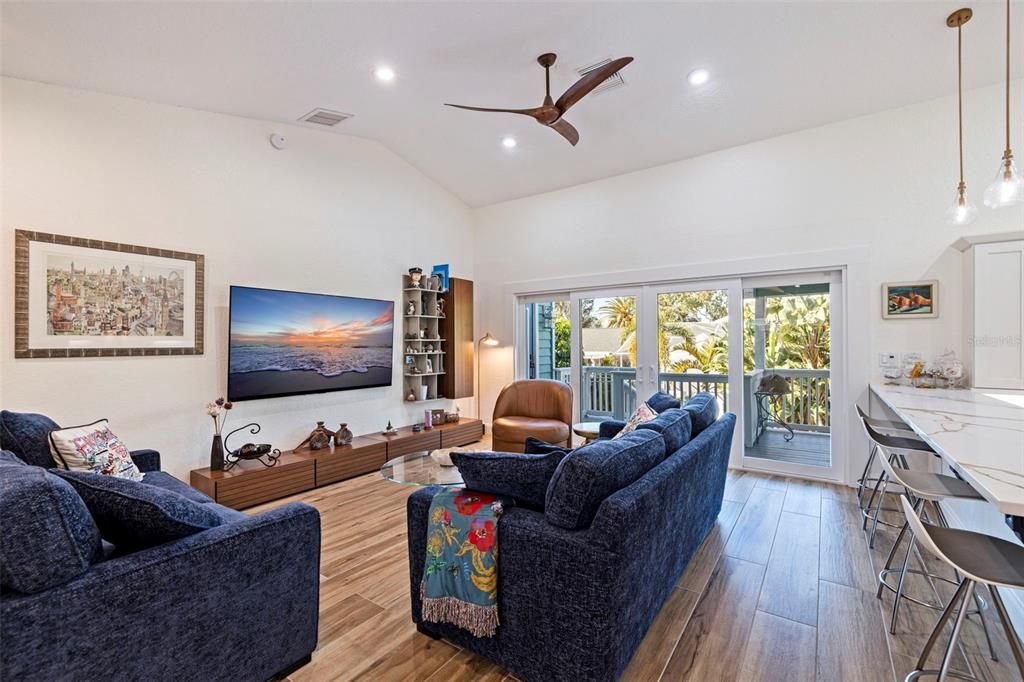 For Sale: $1,249,000 (4 beds, 3 baths, 2103 Square Feet)