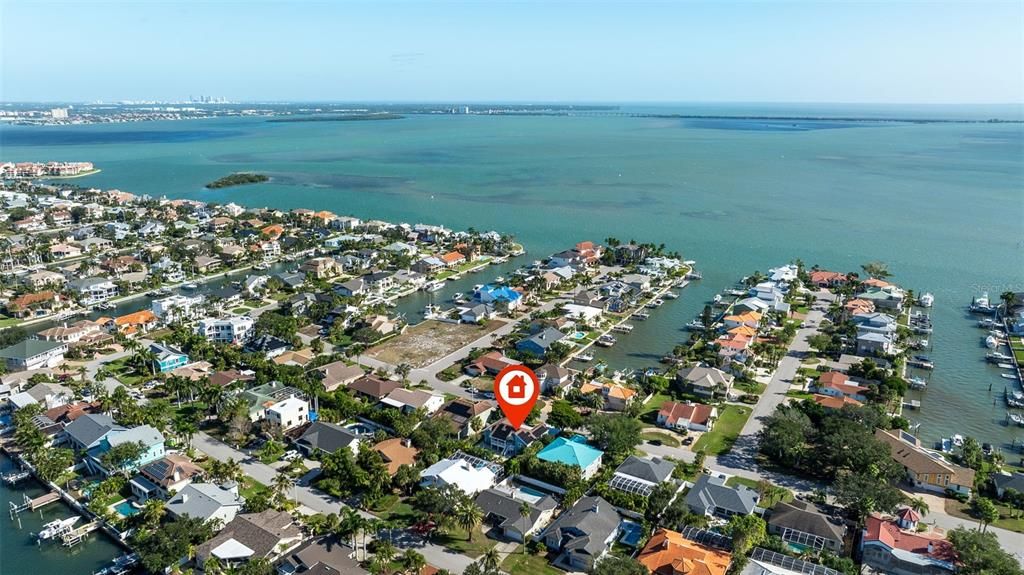 For Sale: $1,249,000 (4 beds, 3 baths, 2103 Square Feet)