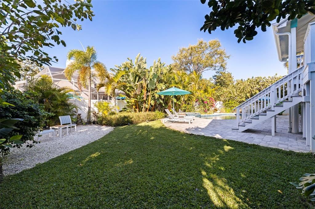 For Sale: $1,249,000 (4 beds, 3 baths, 2103 Square Feet)