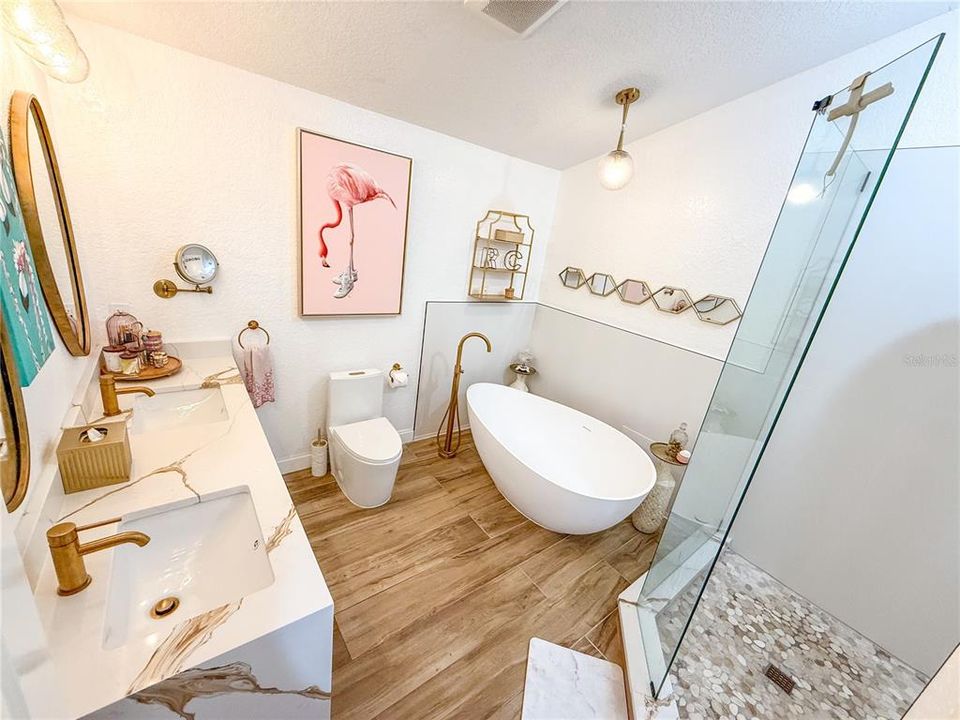 For Sale: $1,249,000 (4 beds, 3 baths, 2103 Square Feet)