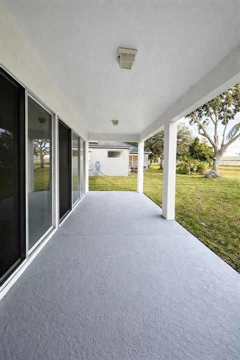 出租: $3,200 (5 贝兹, 3 浴室, 2544 平方英尺)