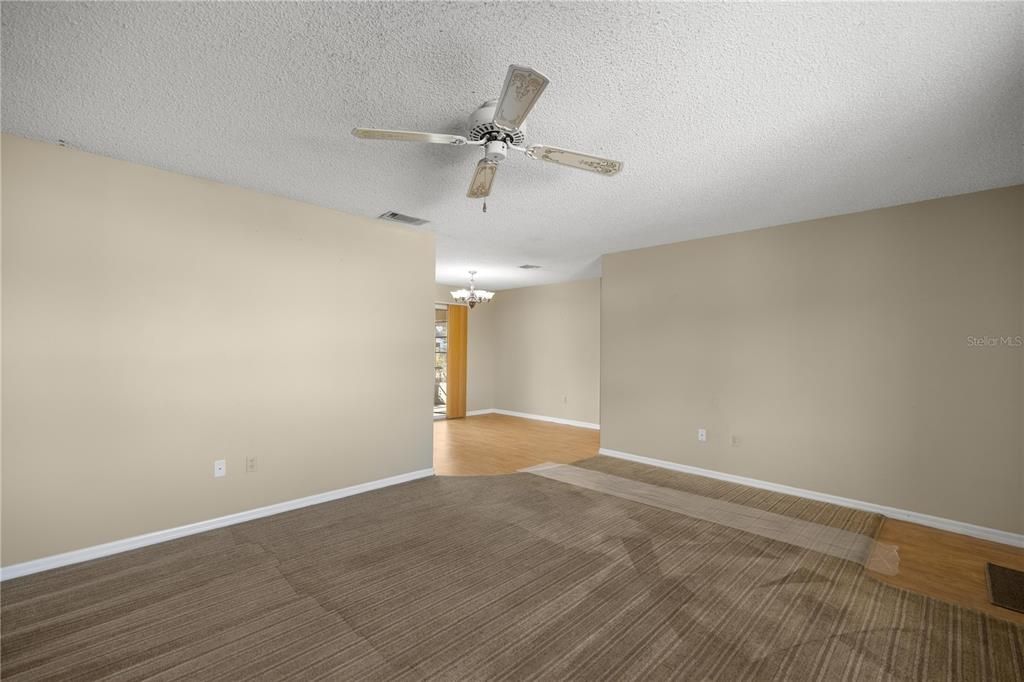 待售: $179,900 (2 贝兹, 2 浴室, 1008 平方英尺)