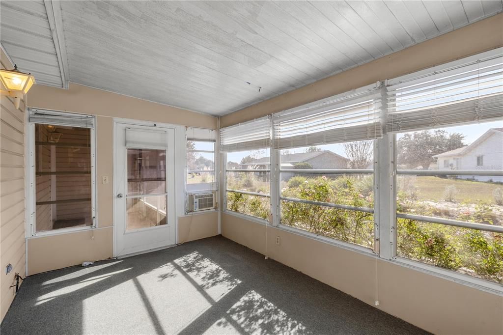 待售: $179,900 (2 贝兹, 2 浴室, 1008 平方英尺)