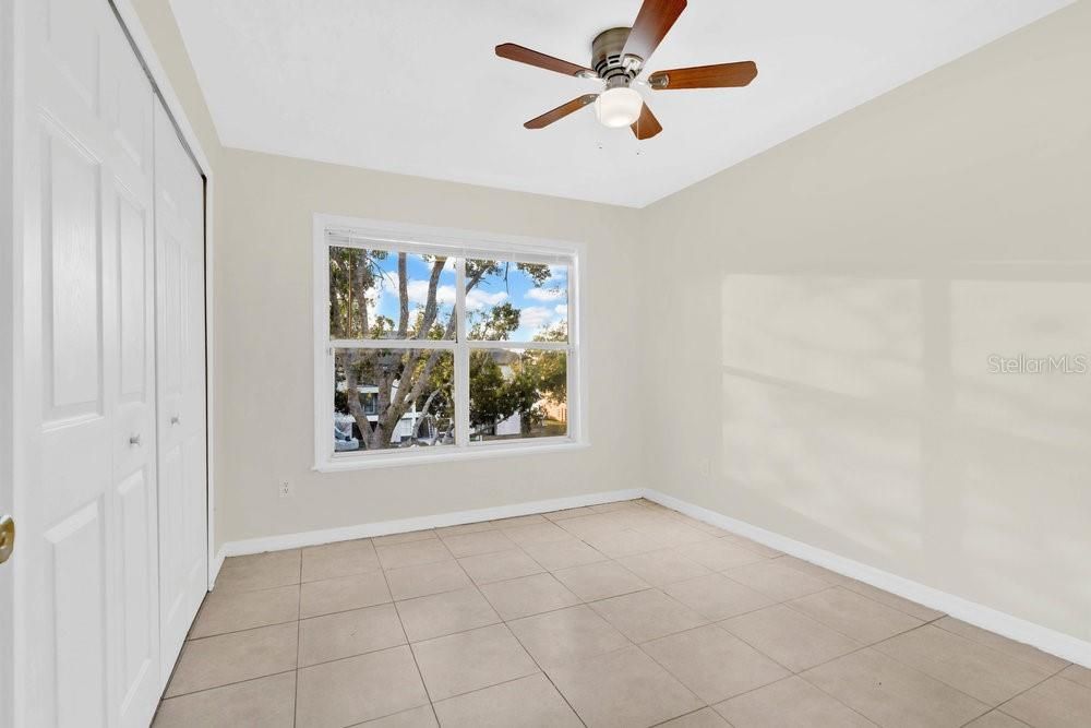 For Rent: $1,900 (3 beds, 2 baths, 1193 Square Feet)