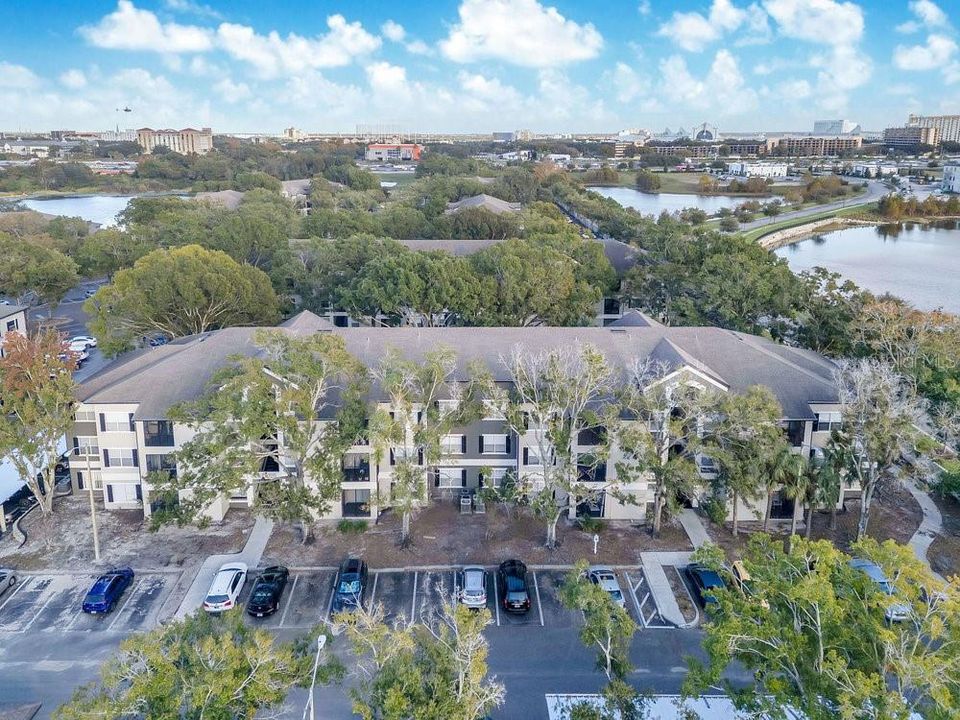 For Rent: $1,900 (3 beds, 2 baths, 1193 Square Feet)