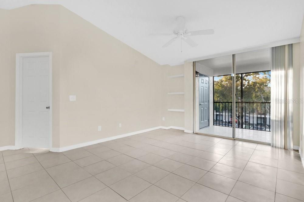 For Rent: $1,900 (3 beds, 2 baths, 1193 Square Feet)