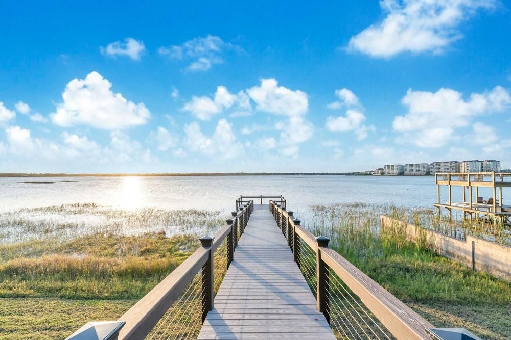 For Rent: $1,900 (3 beds, 2 baths, 1193 Square Feet)