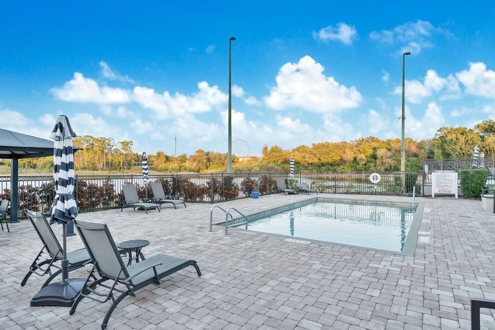 For Rent: $1,900 (3 beds, 2 baths, 1193 Square Feet)