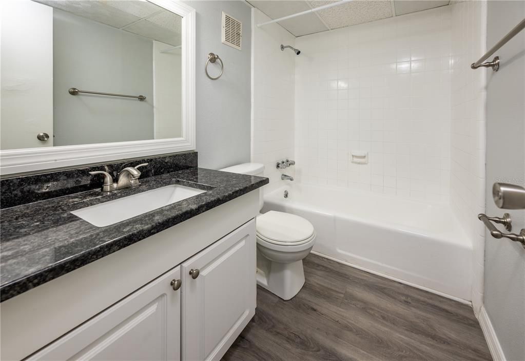 В аренду: $1,350 (1 спален, 1 ванн, 600 Квадратных фут)