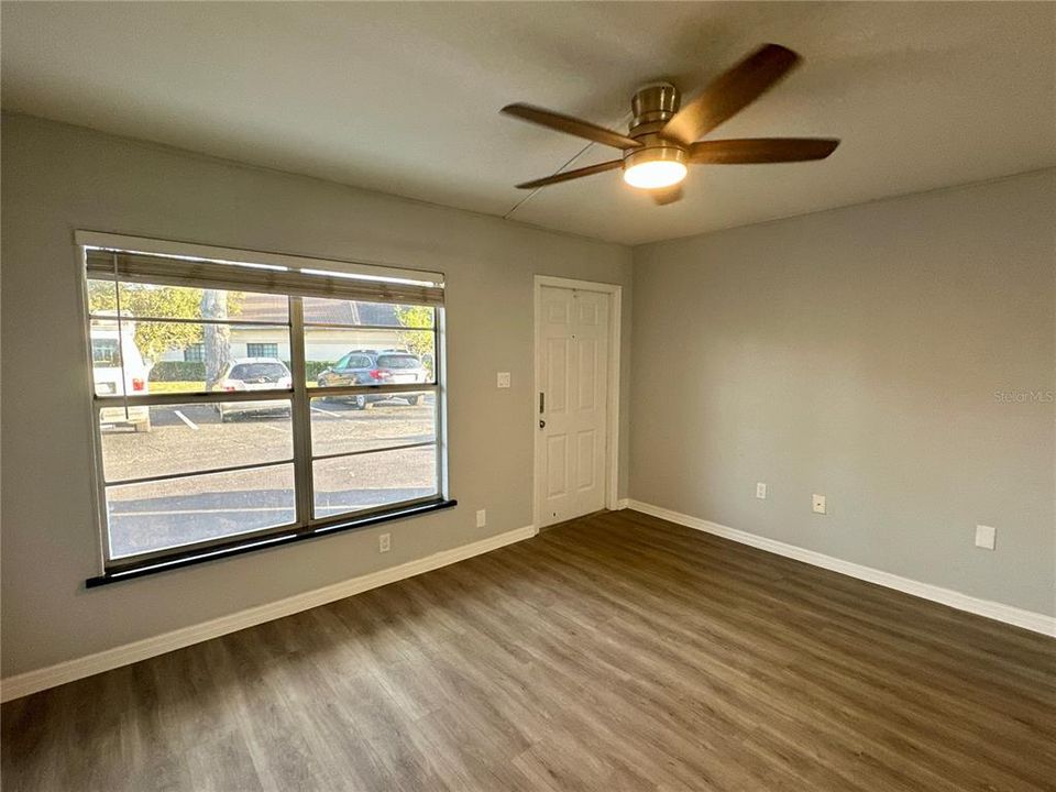 В аренду: $1,350 (1 спален, 1 ванн, 600 Квадратных фут)