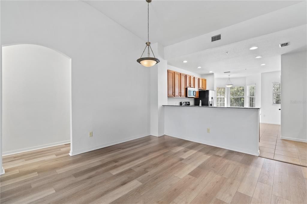 For Sale: $299,000 (3 beds, 2 baths, 1680 Square Feet)