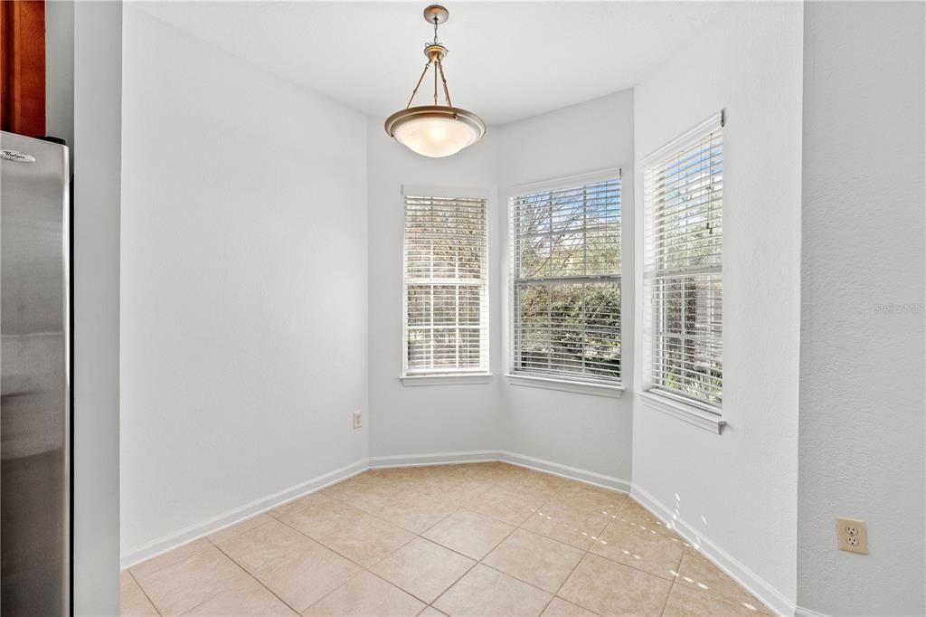 For Sale: $299,000 (3 beds, 2 baths, 1680 Square Feet)