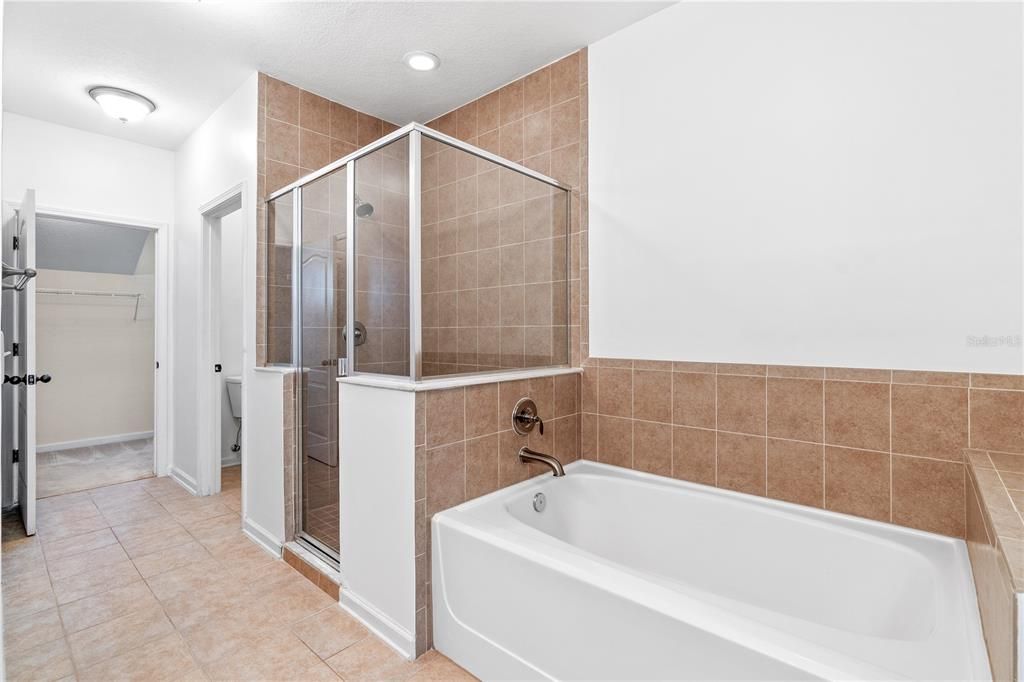 For Sale: $299,000 (3 beds, 2 baths, 1680 Square Feet)