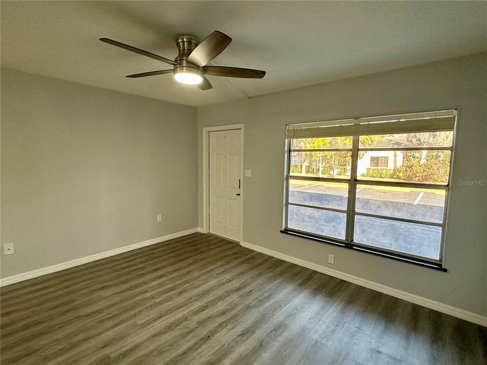 В аренду: $1,350 (1 спален, 1 ванн, 600 Квадратных фут)