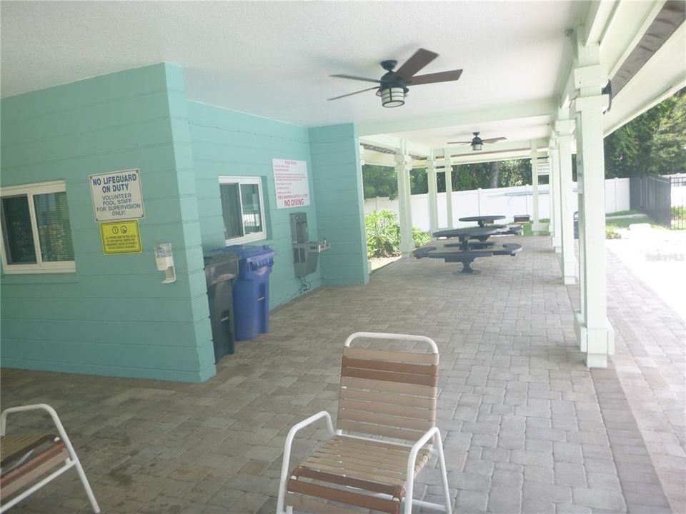 For Rent: $2,500 (3 beds, 2 baths, 1527 Square Feet)