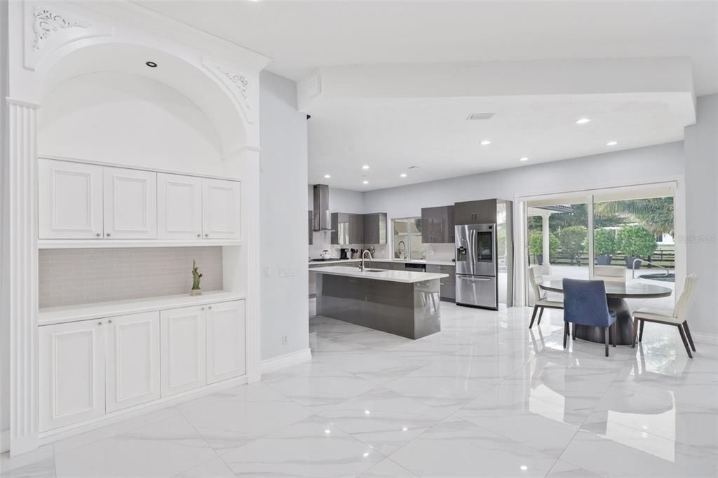 For Rent: $15,000 (7 beds, 7 baths, 6080 Square Feet)