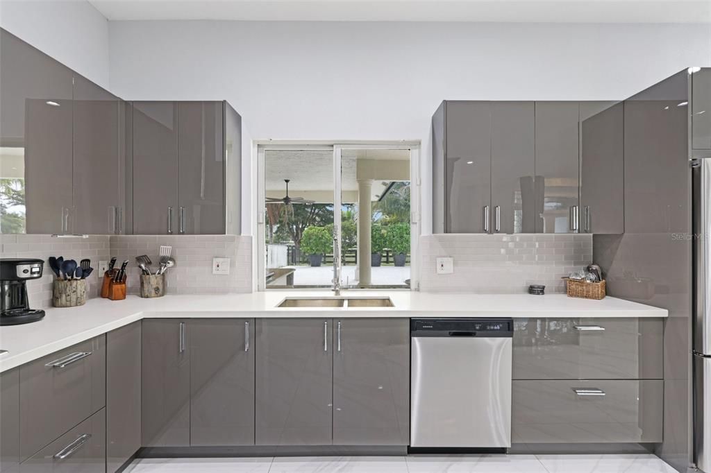 For Rent: $15,000 (7 beds, 7 baths, 6080 Square Feet)