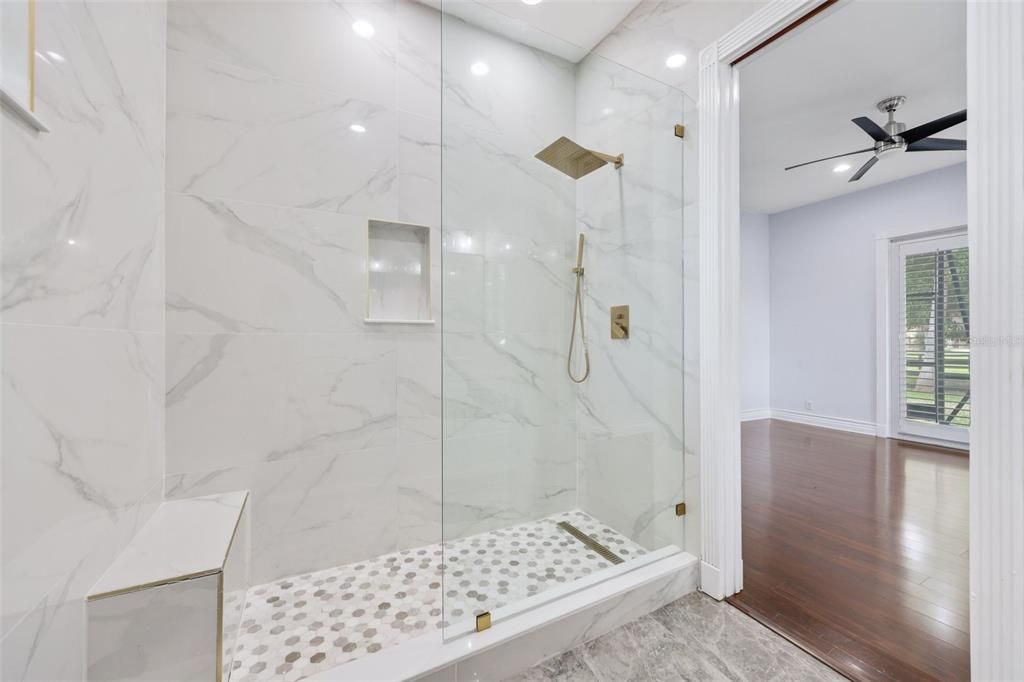 For Rent: $15,000 (7 beds, 7 baths, 6080 Square Feet)