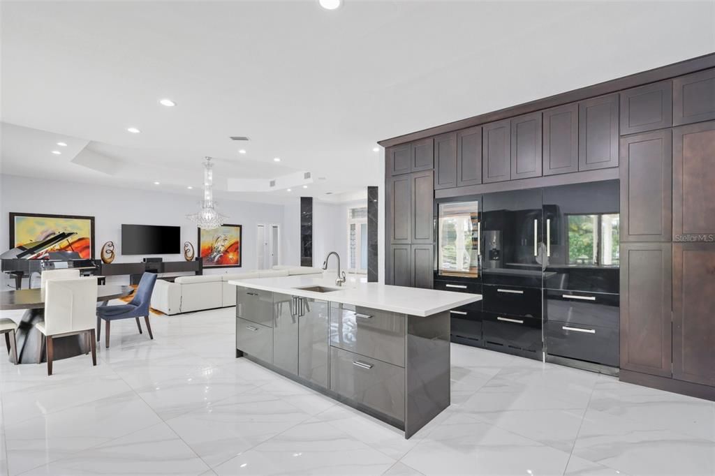 For Rent: $15,000 (7 beds, 7 baths, 6080 Square Feet)