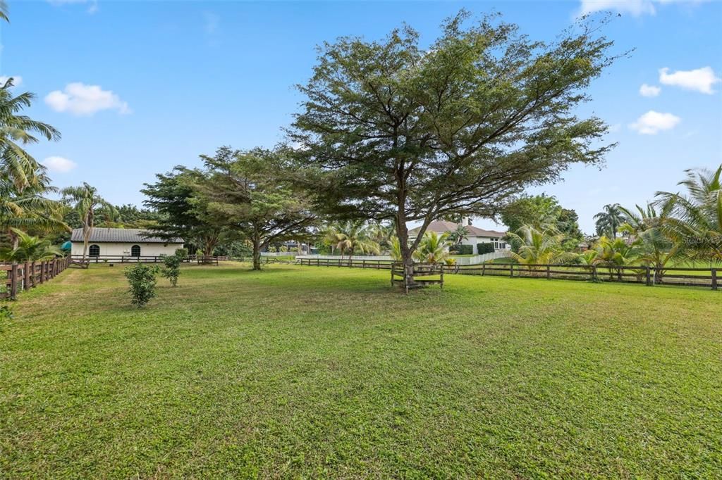 For Rent: $15,000 (7 beds, 7 baths, 6080 Square Feet)