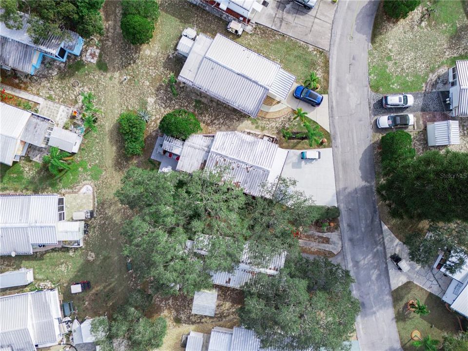 For Sale: $120,000 (2 beds, 2 baths, 878 Square Feet)