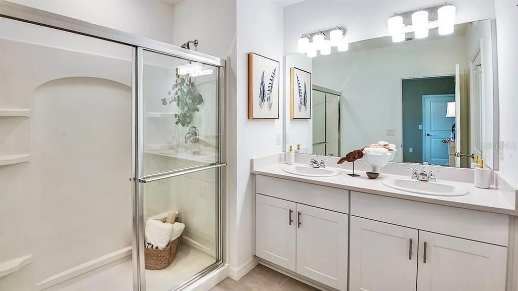 For Rent: $2,895 (4 beds, 3 baths, 2106 Square Feet)