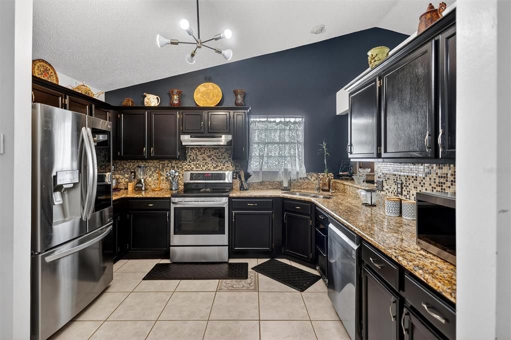 En Venta: $435,000 (3 camas, 2 baños, 1545 Pies cuadrados)