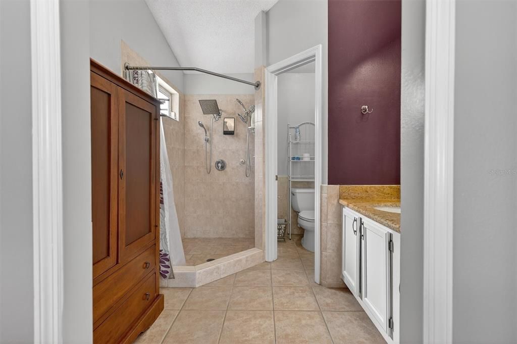 En Venta: $435,000 (3 camas, 2 baños, 1545 Pies cuadrados)