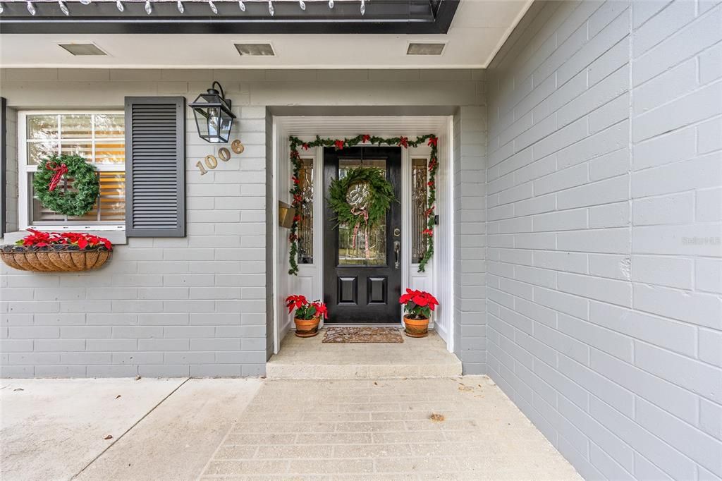 For Sale: $459,000 (3 beds, 3 baths, 1748 Square Feet)