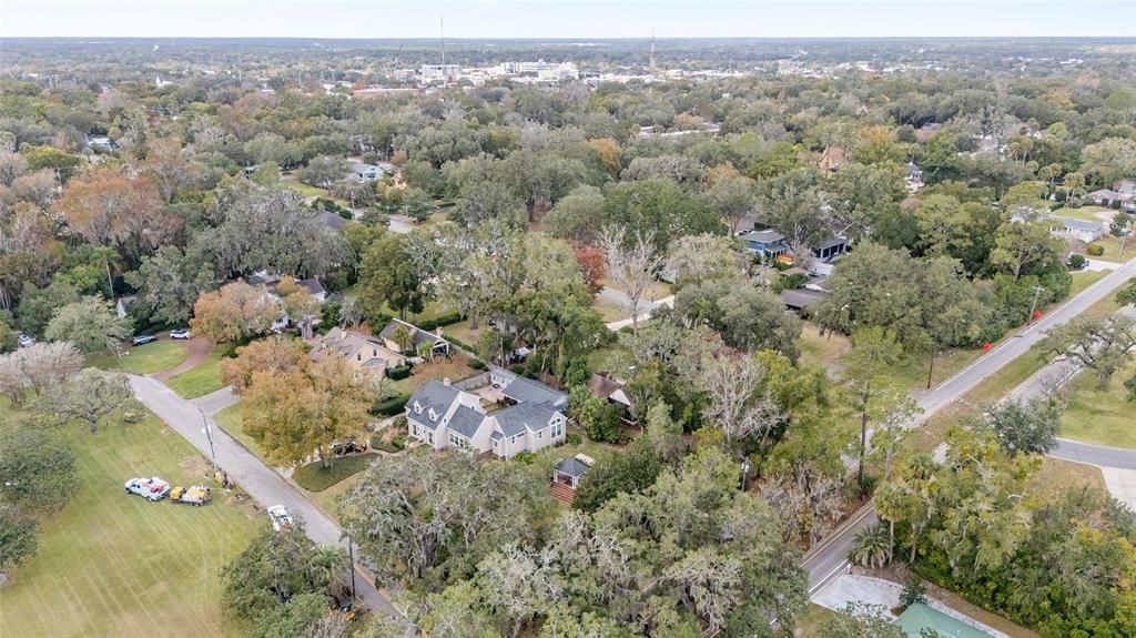 For Sale: $459,000 (3 beds, 3 baths, 1748 Square Feet)