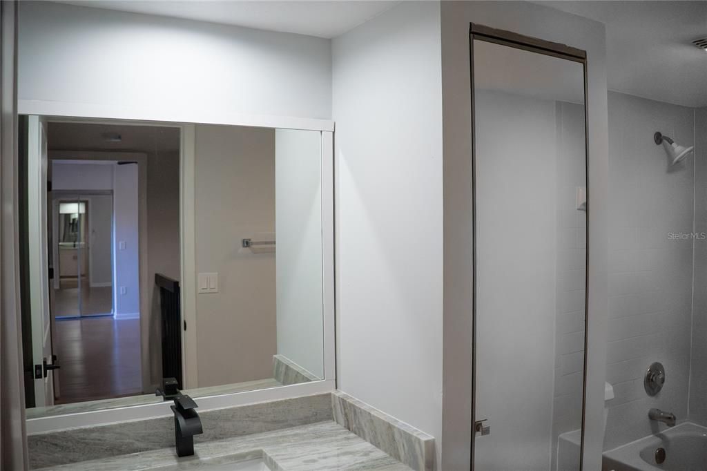 For Sale: $264,900 (2 beds, 2 baths, 1344 Square Feet)