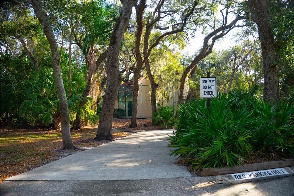 For Sale: $264,900 (2 beds, 2 baths, 1344 Square Feet)