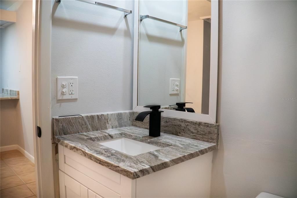 For Sale: $264,900 (2 beds, 2 baths, 1344 Square Feet)