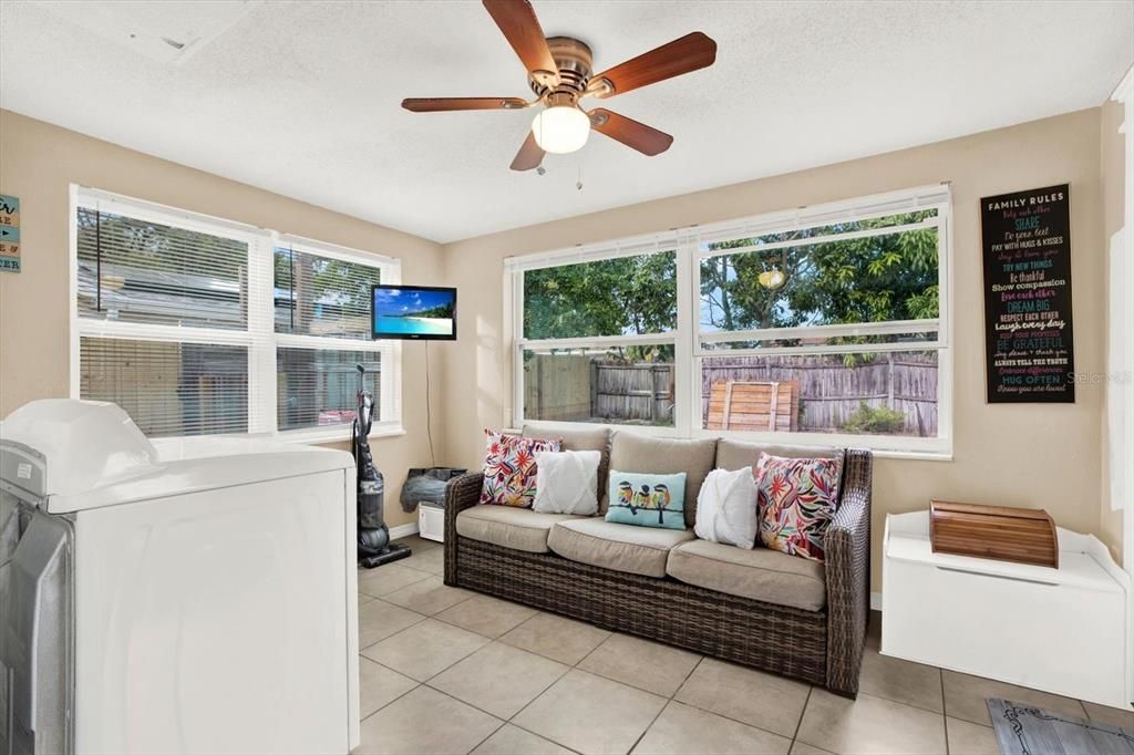 En Venta: $239,000 (2 camas, 1 baños, 1004 Pies cuadrados)